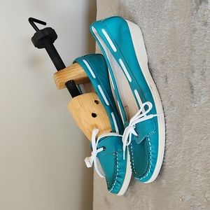 Dolce Vita boat style flats teal size 8.5